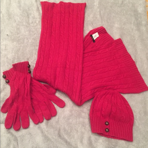 J. Crew Accessories - 🌞3/$25🌞 J.Crew hat, scarf and gloves,  cableknit